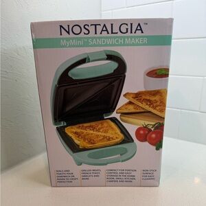 Nostalgia MyMini Sandwich Maker in Aqua